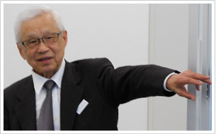 日本能率協会　主任講師　冷泉為弘先生